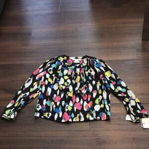 Liz Claiborne NWT long sleeves Blouse in a colorful print.